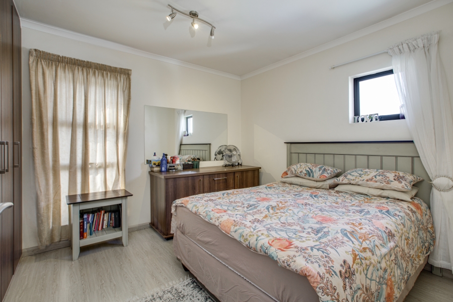 3 Bedroom Property for Sale in Barbeque Downs Gauteng