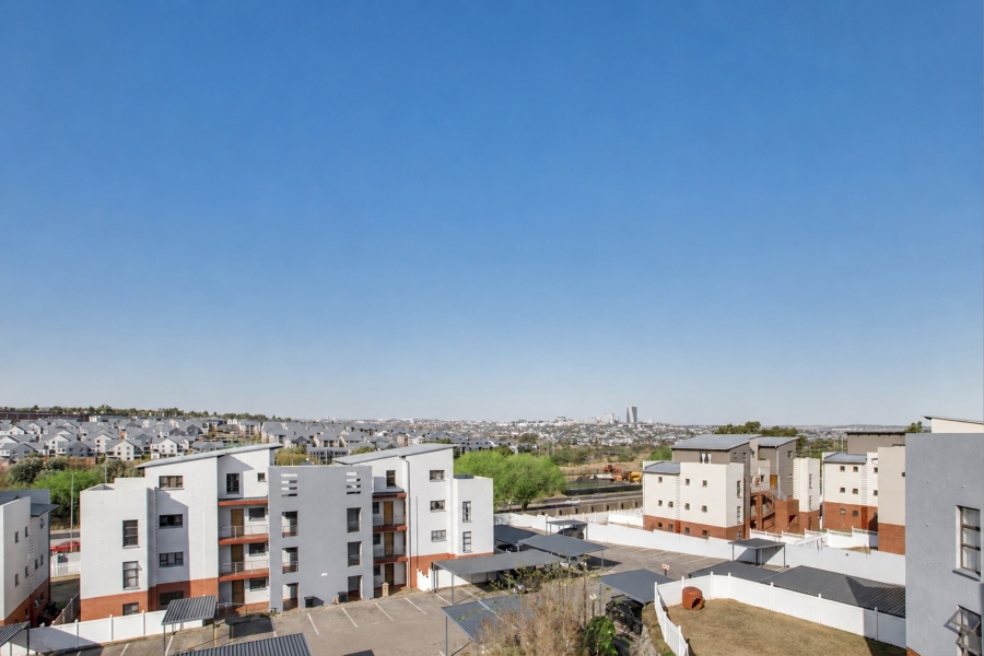 3 Bedroom Property for Sale in Barbeque Downs Gauteng