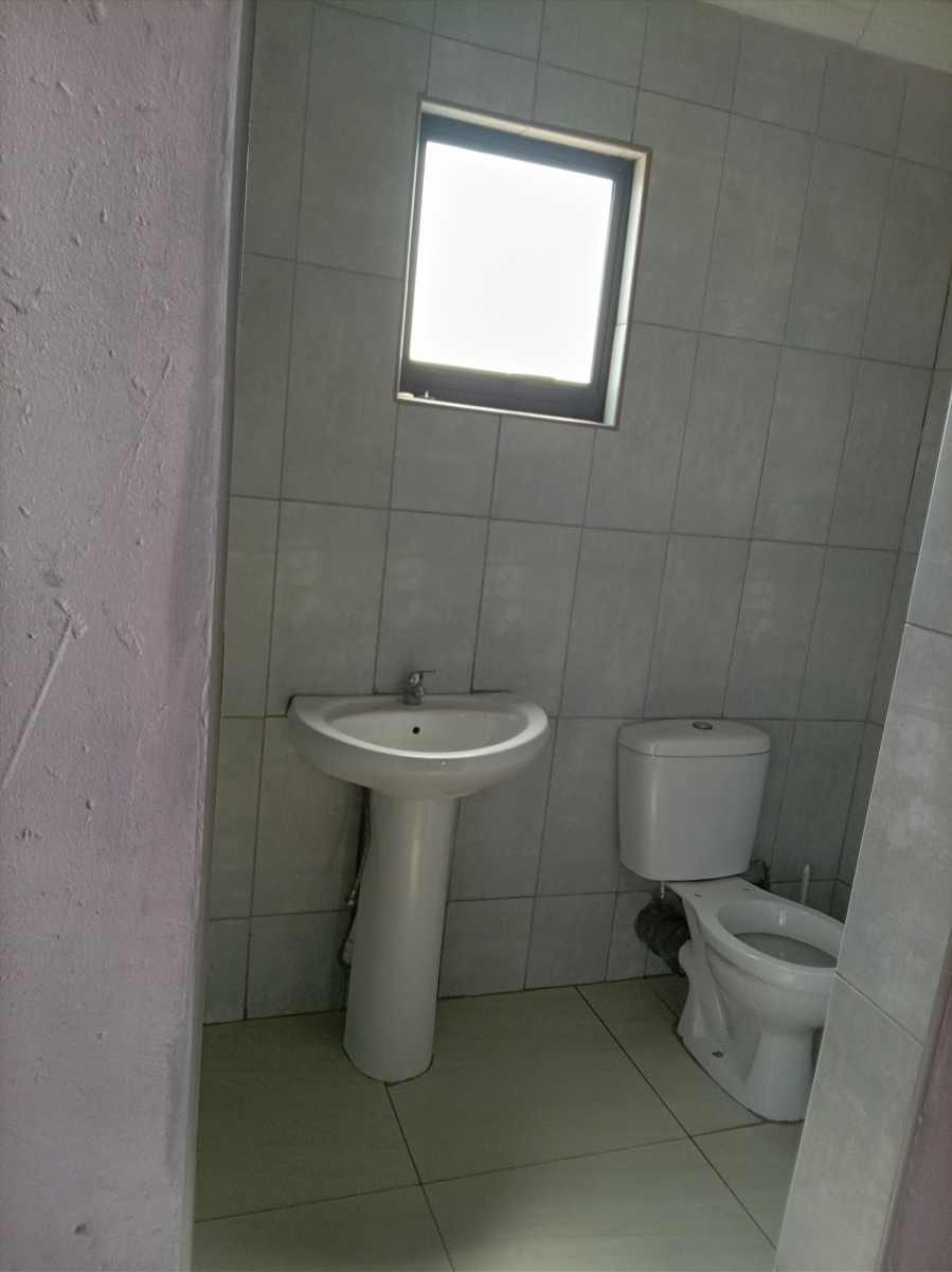 5 Bedroom Property for Sale in Lehae Gauteng