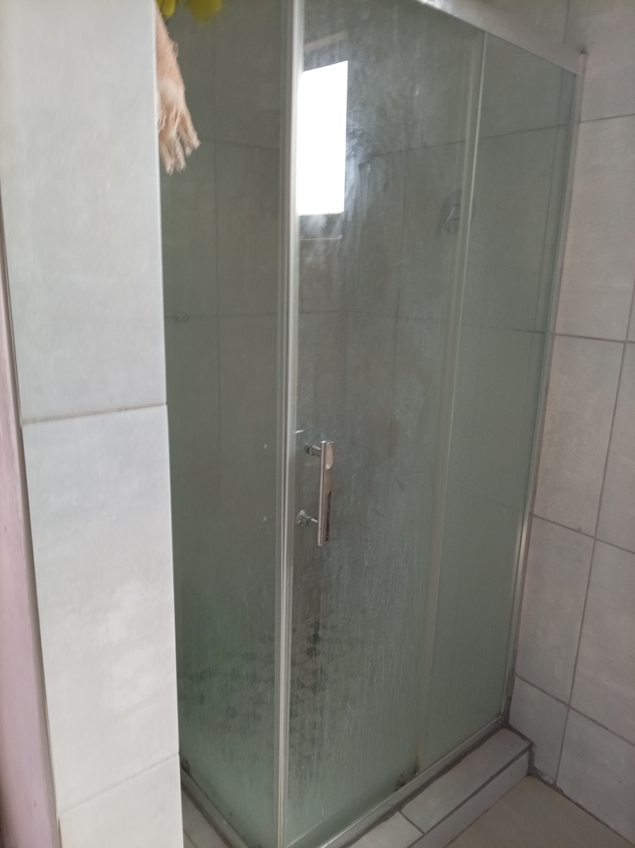 5 Bedroom Property for Sale in Lehae Gauteng