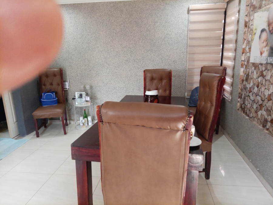 5 Bedroom Property for Sale in Lehae Gauteng