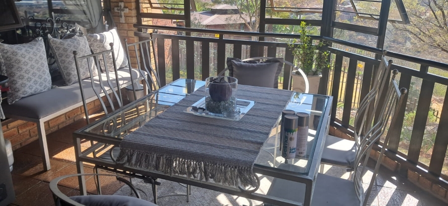 To Let 2 Bedroom Property for Rent in Noordheuwel Gauteng