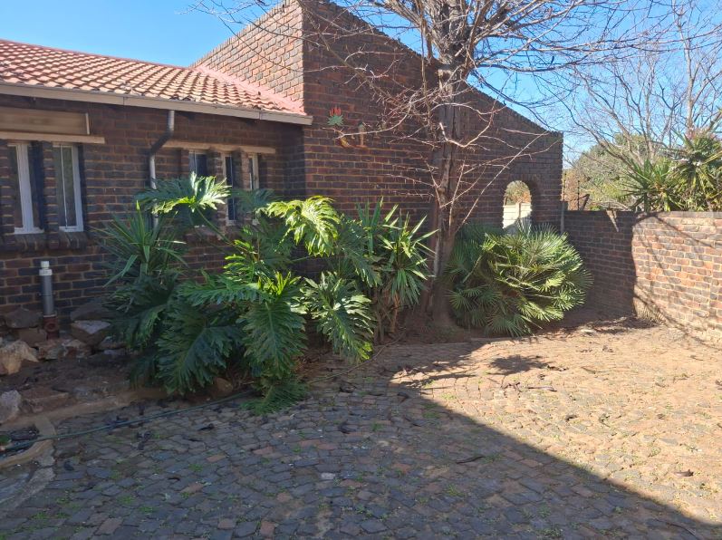 3 Bedroom Property for Sale in Middelvlei A H Gauteng