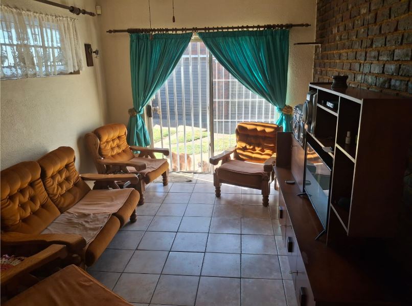 3 Bedroom Property for Sale in Middelvlei A H Gauteng