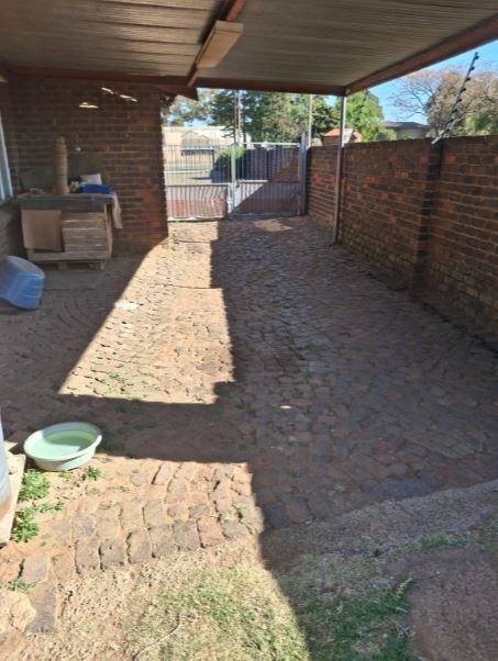 3 Bedroom Property for Sale in Middelvlei A H Gauteng