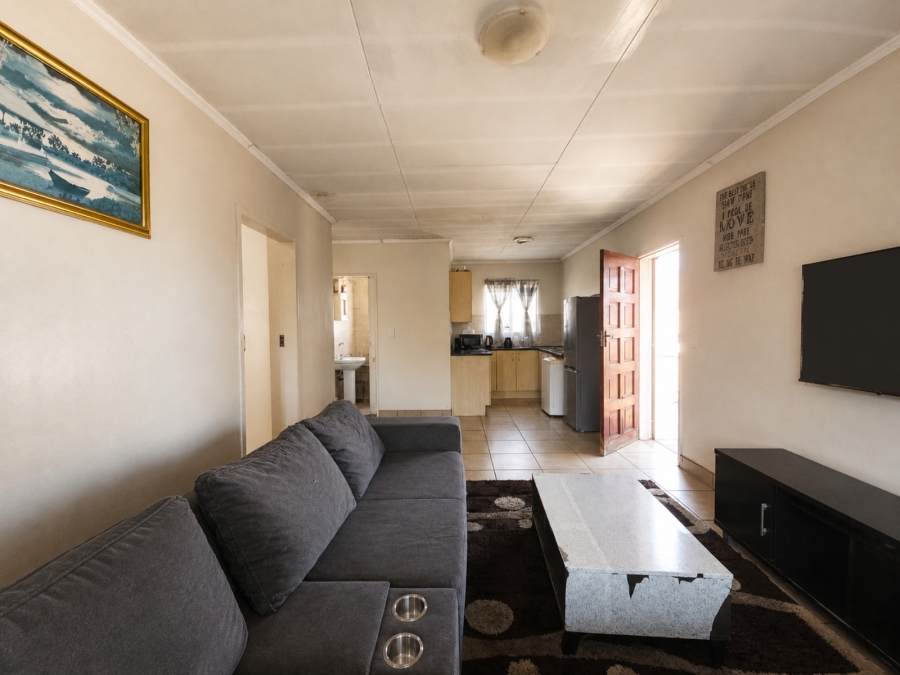 2 Bedroom Property for Sale in Andeon AH Gauteng