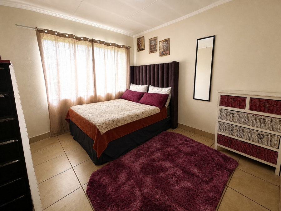 2 Bedroom Property for Sale in Andeon AH Gauteng