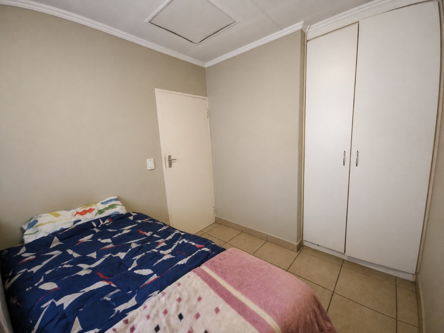 2 Bedroom Property for Sale in Andeon AH Gauteng