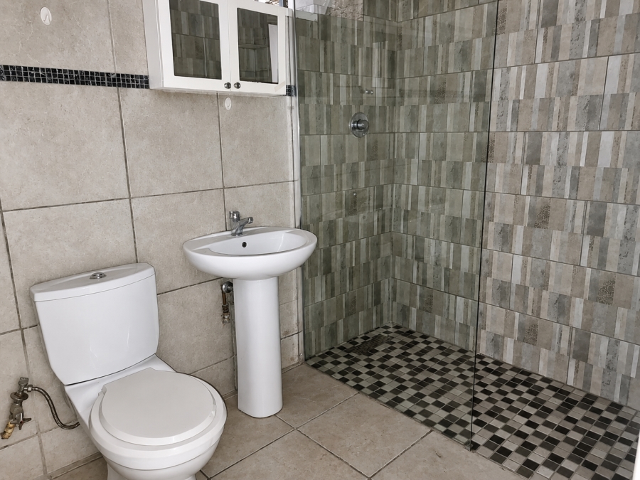 2 Bedroom Property for Sale in New Redruth Gauteng