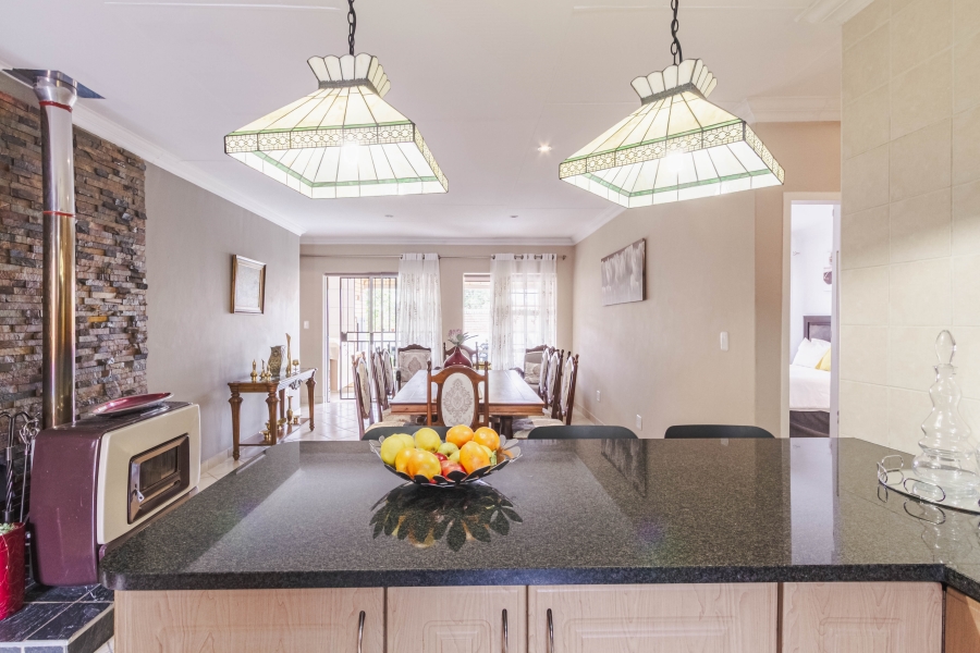 3 Bedroom Property for Sale in Silver Lakes Gauteng