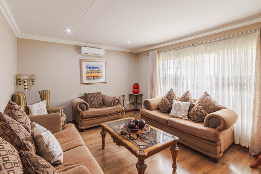 3 Bedroom Property for Sale in Silver Lakes Gauteng