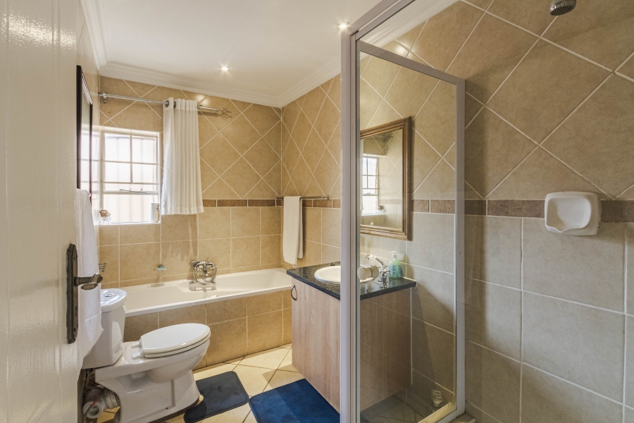 3 Bedroom Property for Sale in Silver Lakes Gauteng