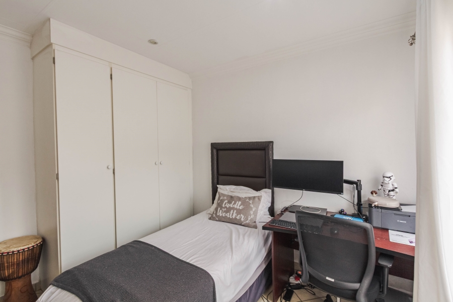 3 Bedroom Property for Sale in Silver Lakes Gauteng