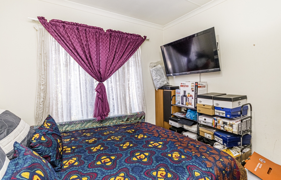 2 Bedroom Property for Sale in Die Hoewes Gauteng