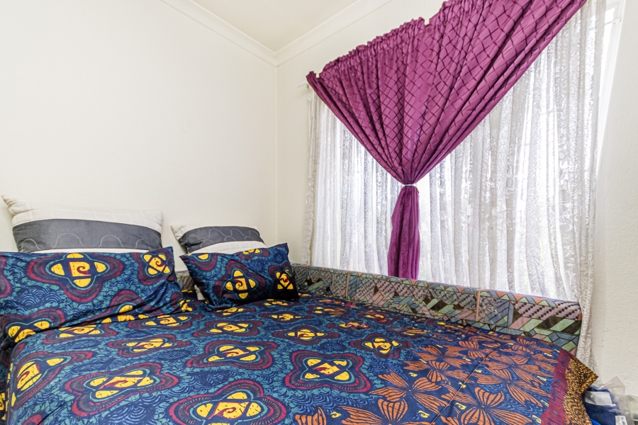2 Bedroom Property for Sale in Die Hoewes Gauteng