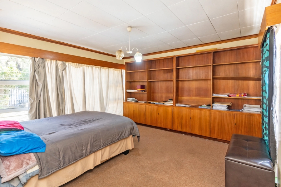 5 Bedroom Property for Sale in Witpoortjie Gauteng