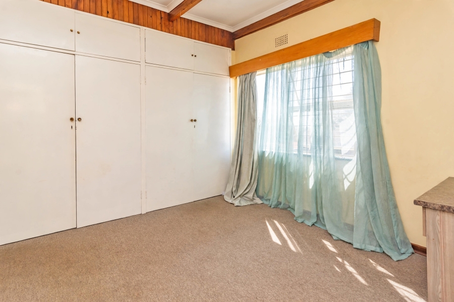5 Bedroom Property for Sale in Witpoortjie Gauteng