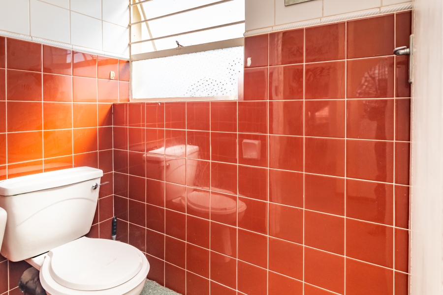 5 Bedroom Property for Sale in Witpoortjie Gauteng