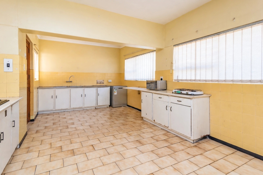 5 Bedroom Property for Sale in Witpoortjie Gauteng