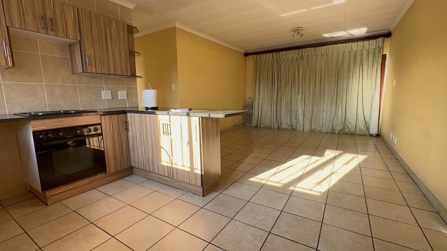 2 Bedroom Property for Sale in Helderwyk Gauteng