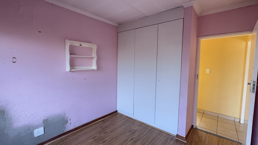 2 Bedroom Property for Sale in Helderwyk Gauteng