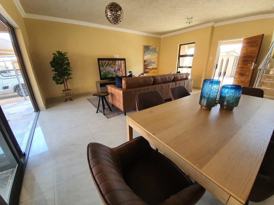 4 Bedroom Property for Sale in Vanderbijlpark CE 7 Gauteng