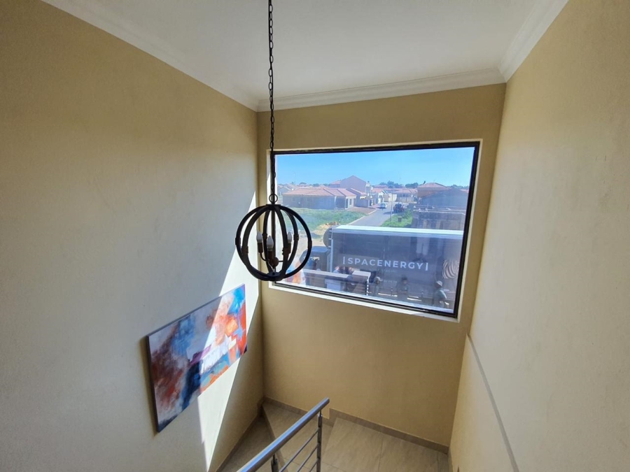 4 Bedroom Property for Sale in Vanderbijlpark CE 7 Gauteng