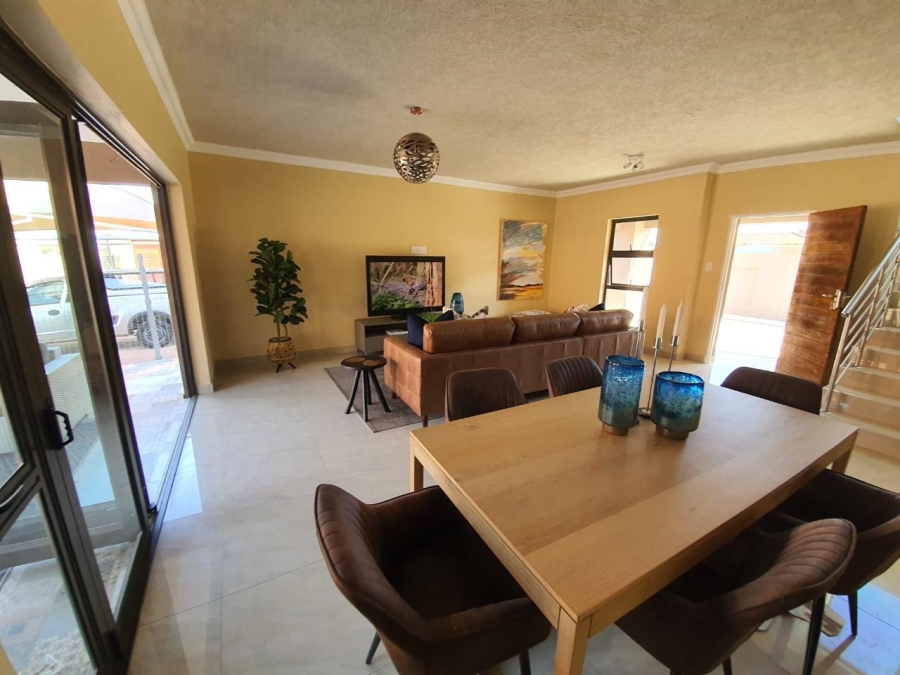 4 Bedroom Property for Sale in Vanderbijlpark CE 7 Gauteng