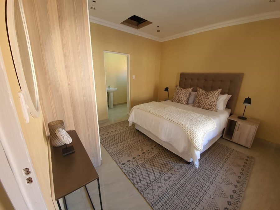4 Bedroom Property for Sale in Vanderbijlpark CE 7 Gauteng
