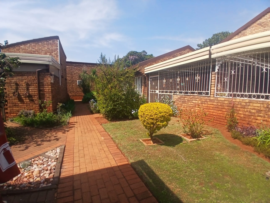 2 Bedroom Property for Sale in Clarina Gauteng