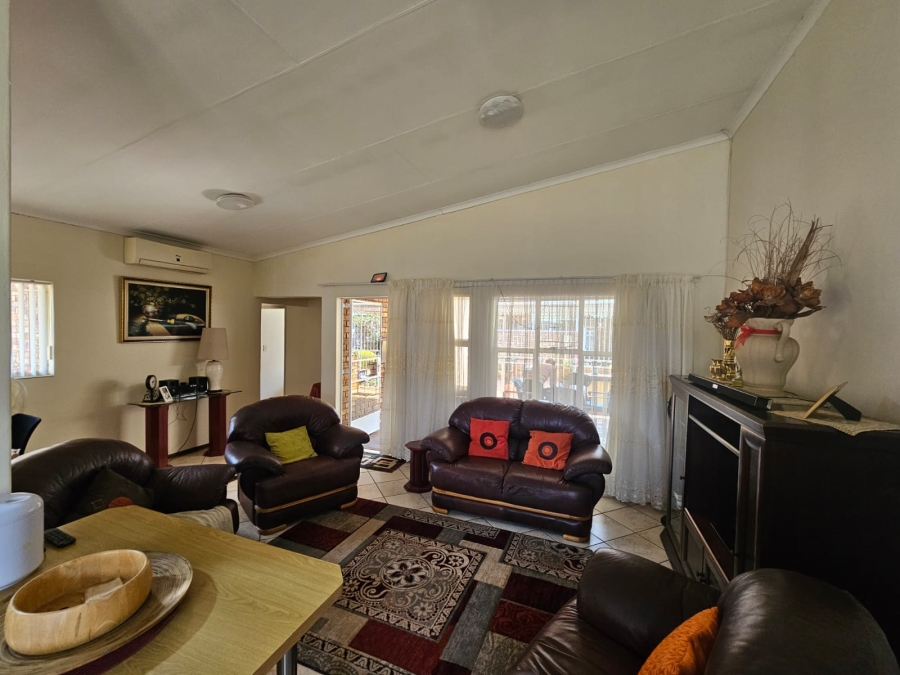 2 Bedroom Property for Sale in Clarina Gauteng