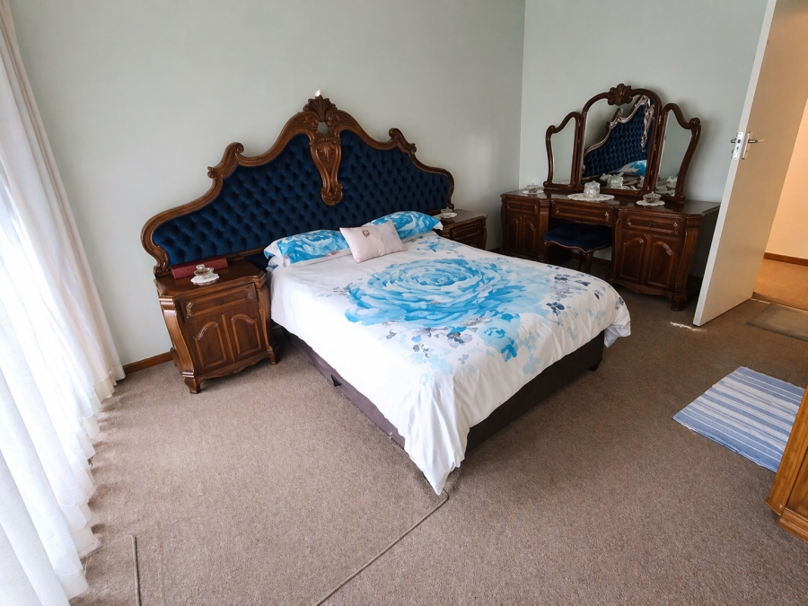 4 Bedroom Property for Sale in Pretoria North Gauteng