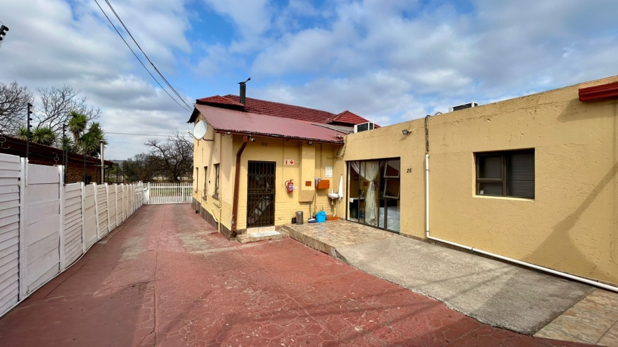 28 Bedroom Property for Sale in Mountain View Gauteng