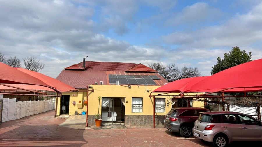 28 Bedroom Property for Sale in Mountain View Gauteng