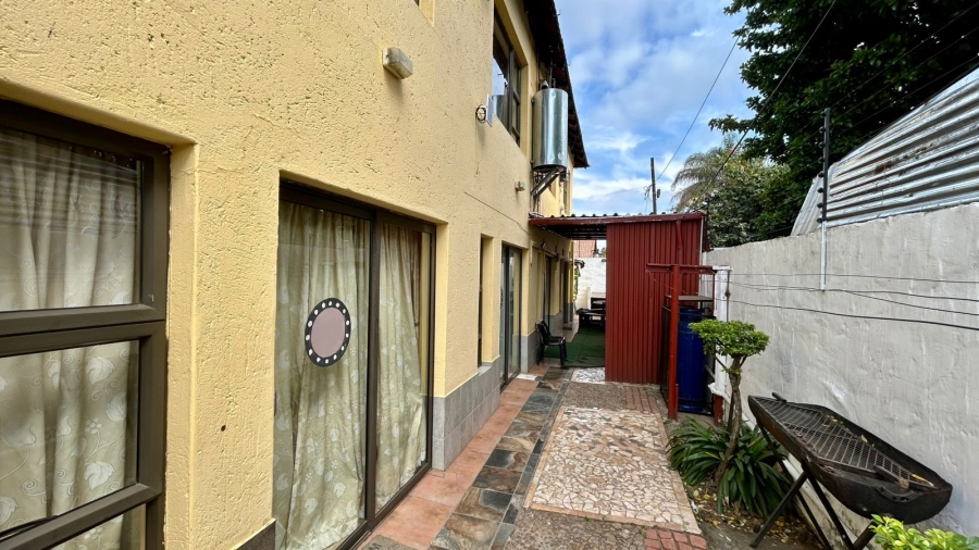 28 Bedroom Property for Sale in Mountain View Gauteng