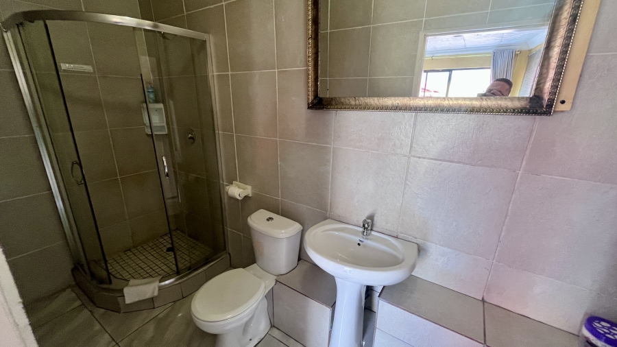 28 Bedroom Property for Sale in Mountain View Gauteng