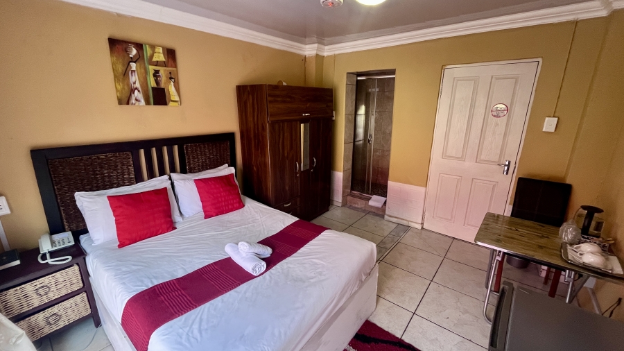 28 Bedroom Property for Sale in Mountain View Gauteng