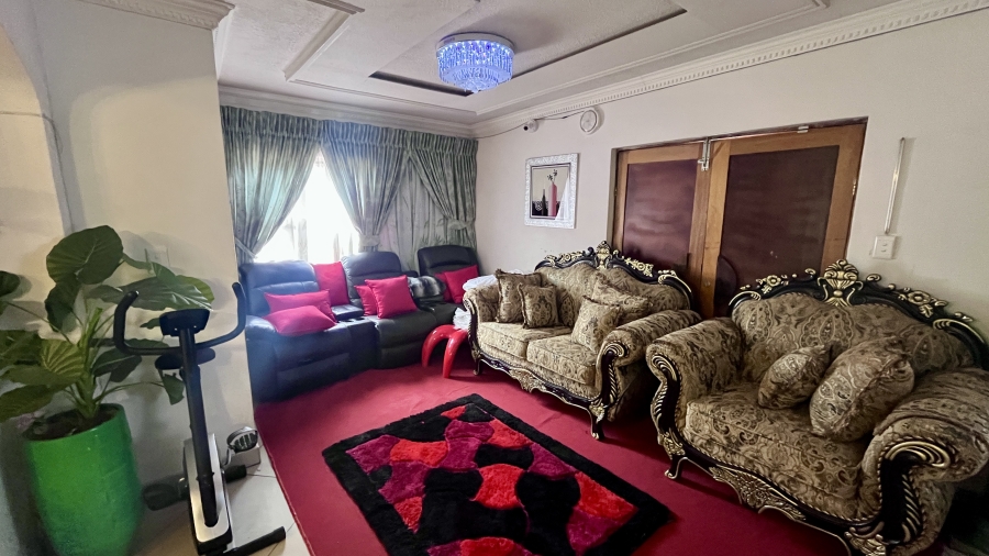 28 Bedroom Property for Sale in Mountain View Gauteng