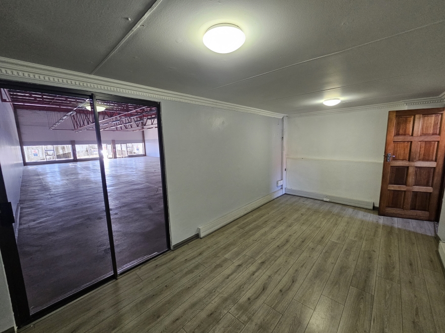 To Let Commercial Property for Rent in Hennopspark Gauteng