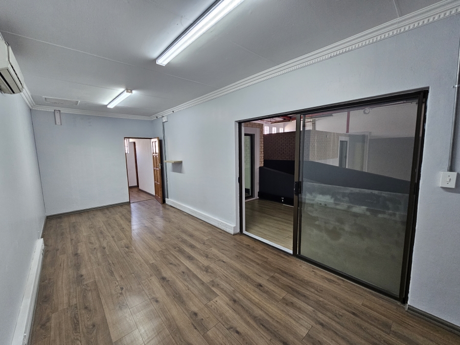 To Let Commercial Property for Rent in Hennopspark Gauteng