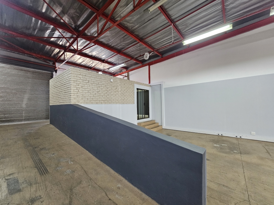 To Let Commercial Property for Rent in Hennopspark Gauteng