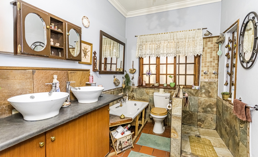 4 Bedroom Property for Sale in Lyttelton Manor Gauteng