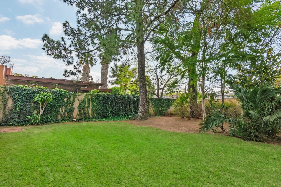 5 Bedroom Property for Sale in Clubview Gauteng