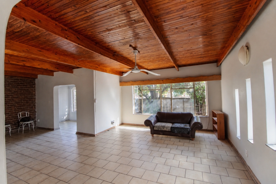 6 Bedroom Property for Sale in Wonderboom South Gauteng