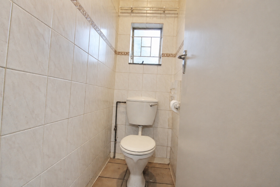 6 Bedroom Property for Sale in Wonderboom South Gauteng