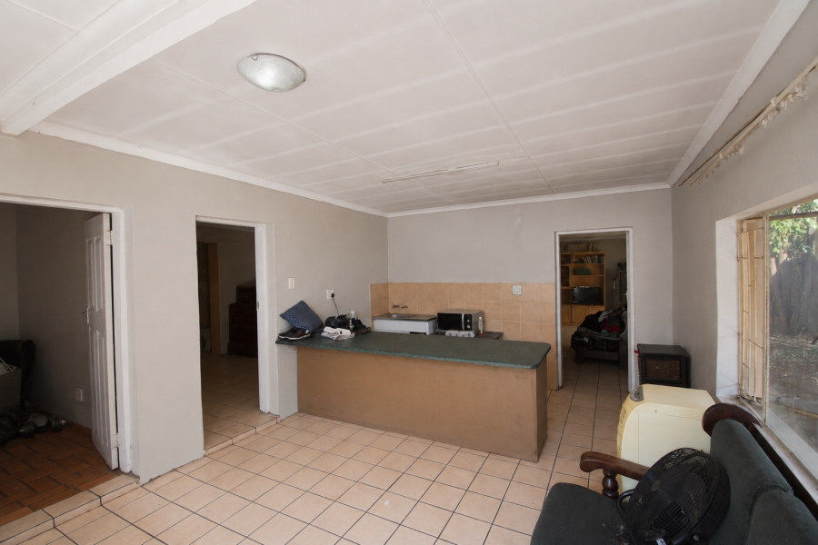 6 Bedroom Property for Sale in Wonderboom South Gauteng