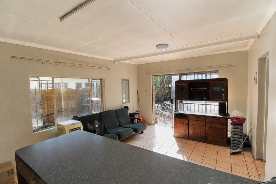6 Bedroom Property for Sale in Wonderboom South Gauteng