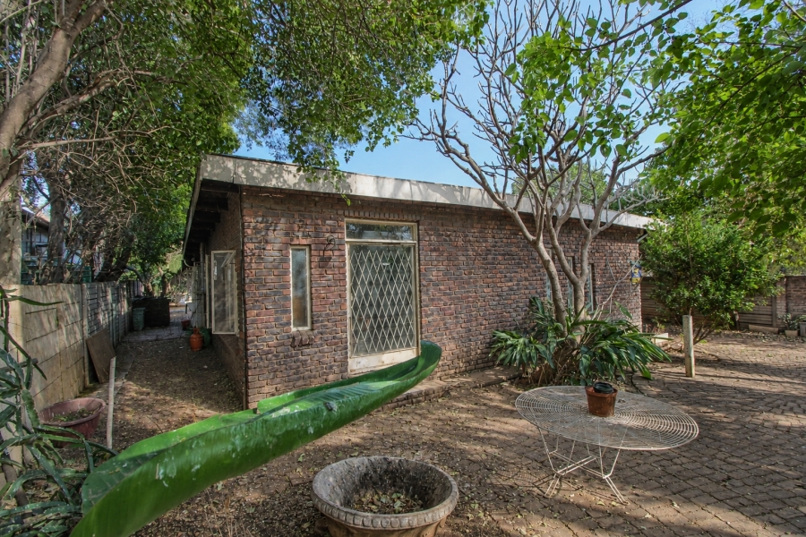 6 Bedroom Property for Sale in Wonderboom South Gauteng