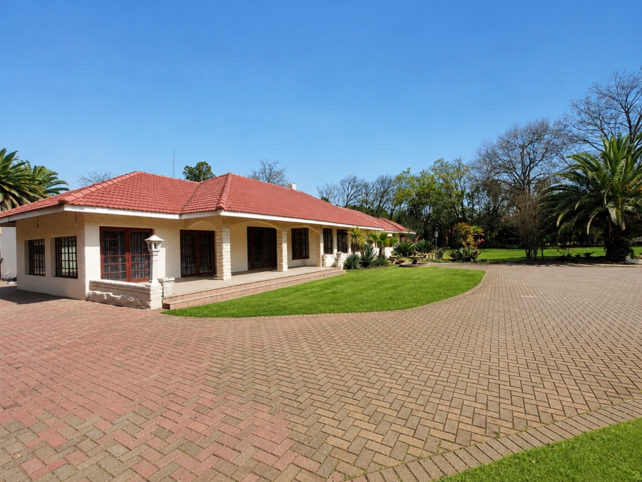 4 Bedroom Property for Sale in Three Rivers Gauteng