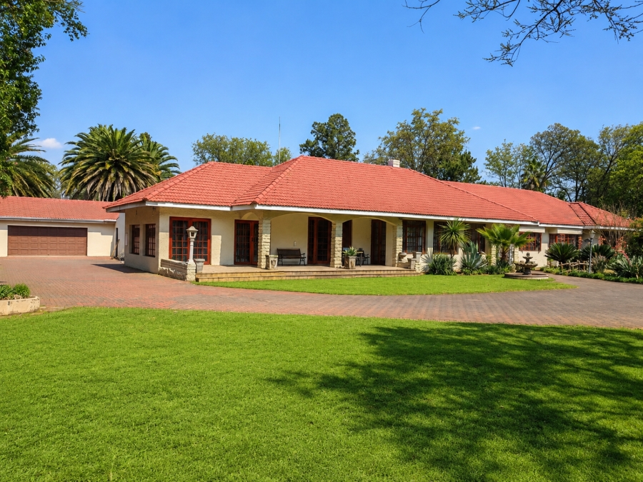4 Bedroom Property for Sale in Three Rivers Gauteng